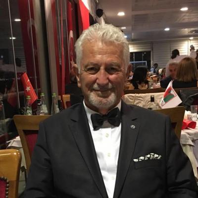Vakıf Başkanımız Prof. Dr. H. Semih Güneş anlatıyor.